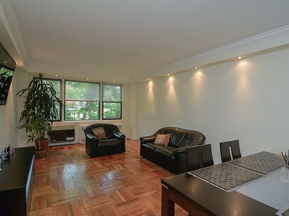 4th image of 12340 83rd Ave APT 3K