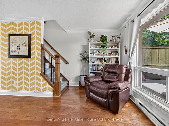 5th image of 43 Blandford St #7