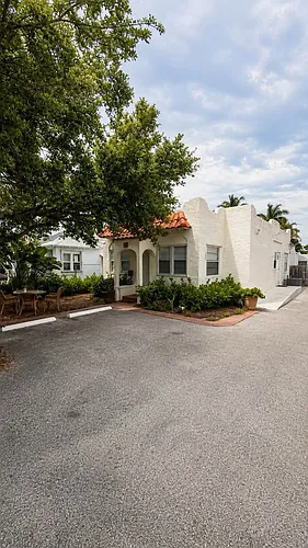 410 S Ocean Breeze Photo 1