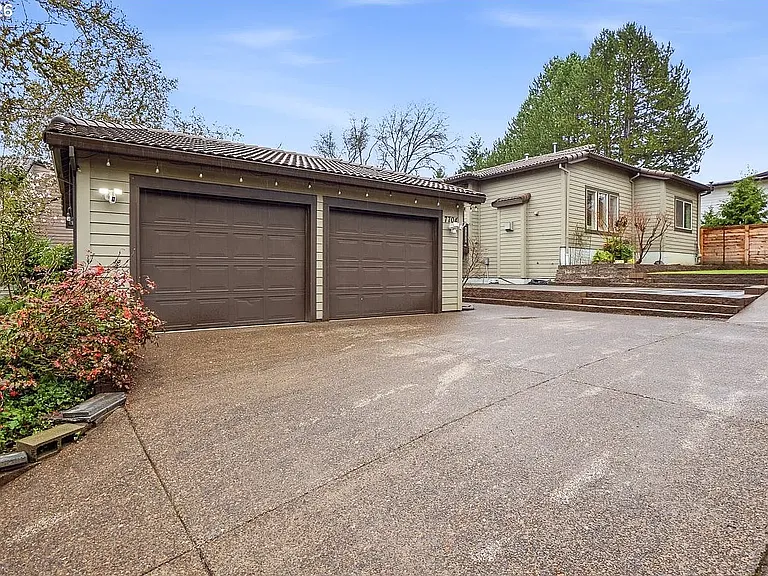 7704 SW Cresmoor Dr — Photo 6