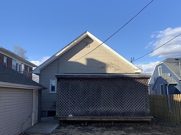 2nd image of 2927 Avenue C