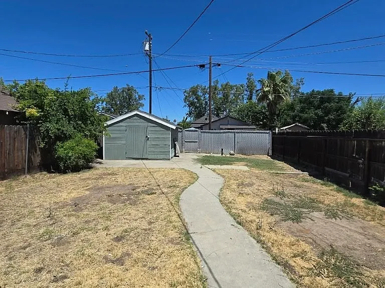 3145 E Iowa Ave — Photo 14