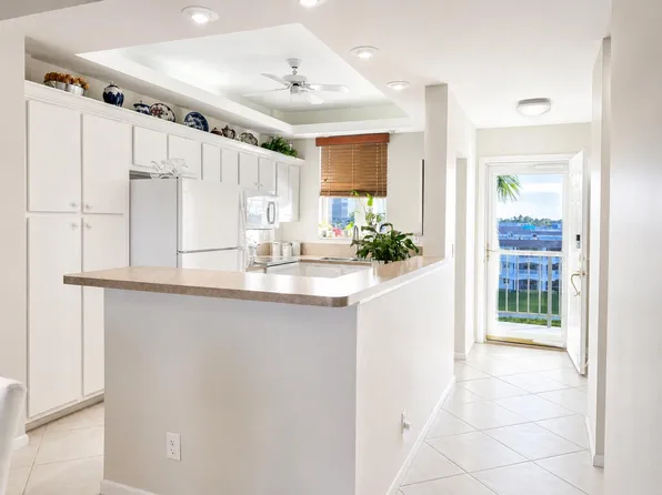 100 Paradise Harbour Boulevard #506, North Palm Beach, FL 33408