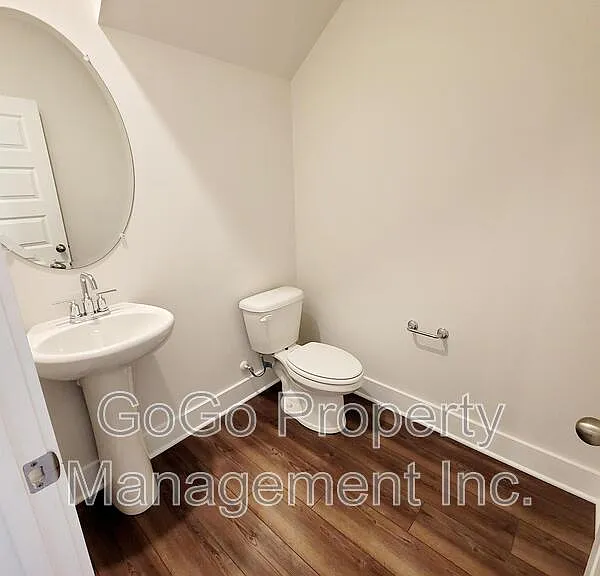 202 Round Back Way — Photo 8