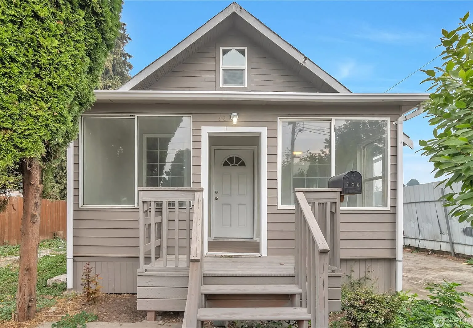 4 bed, 1000 sqft, $2,500 — Photo 1