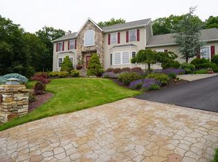 20 Alloway Cres, Highland Mills, NY 10930