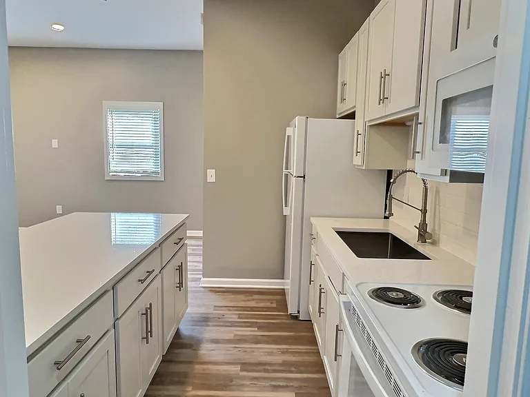 2501 N Bartlett Ave #C — Photo 2
