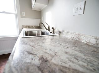 17 Spring St, Chicopee, MA 01013