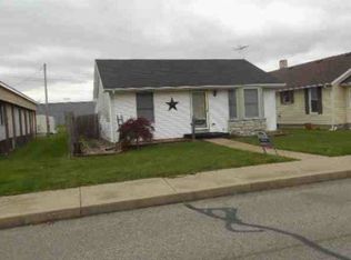 1234 1/2 N Cherry St, Rushville, IN 46173