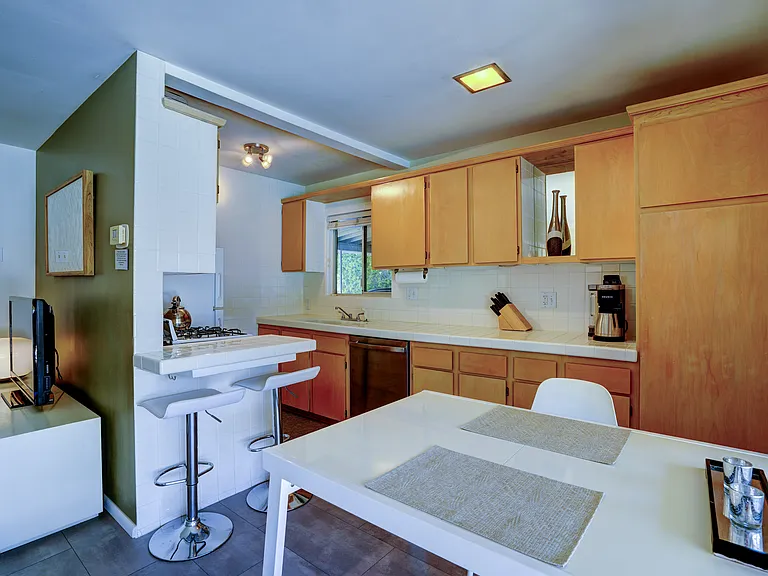 777 E San Lorenzo Rd #3 — Photo 18