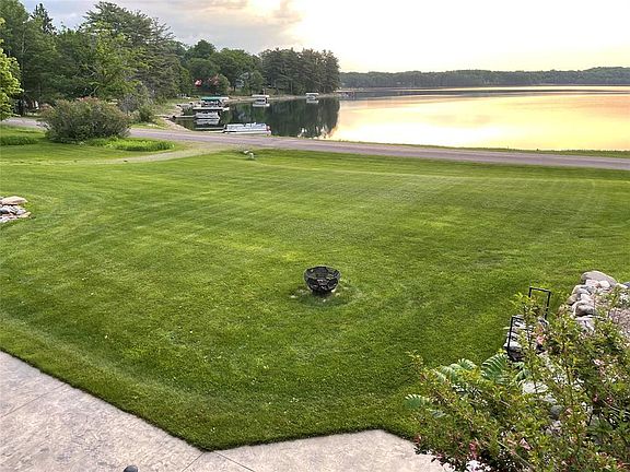 5th image of N5909 Lake Road