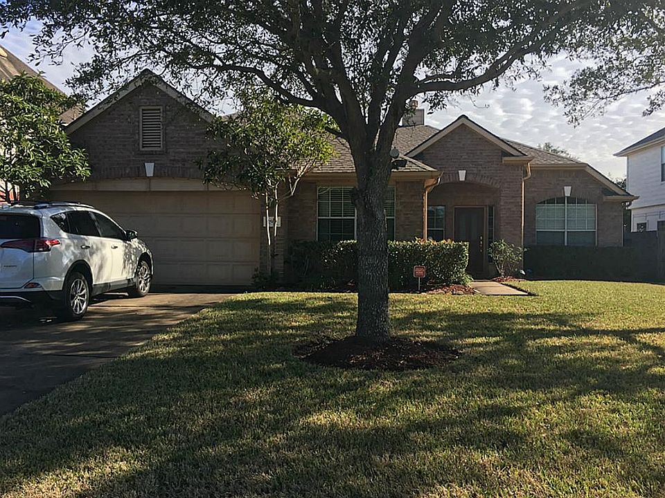 1st image of 2507 Pine Shadows Dr