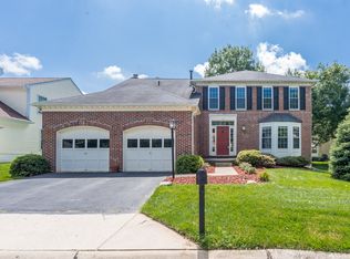 4 Bookham Ct, Gaithersburg, MD 20877