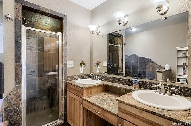 12066 W Virginia Pl — Photo 11