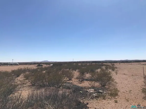 W Pear Ave, Columbus, NM 88029