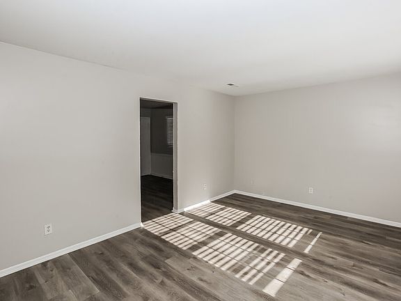 5th image of 3617 Braden Dr