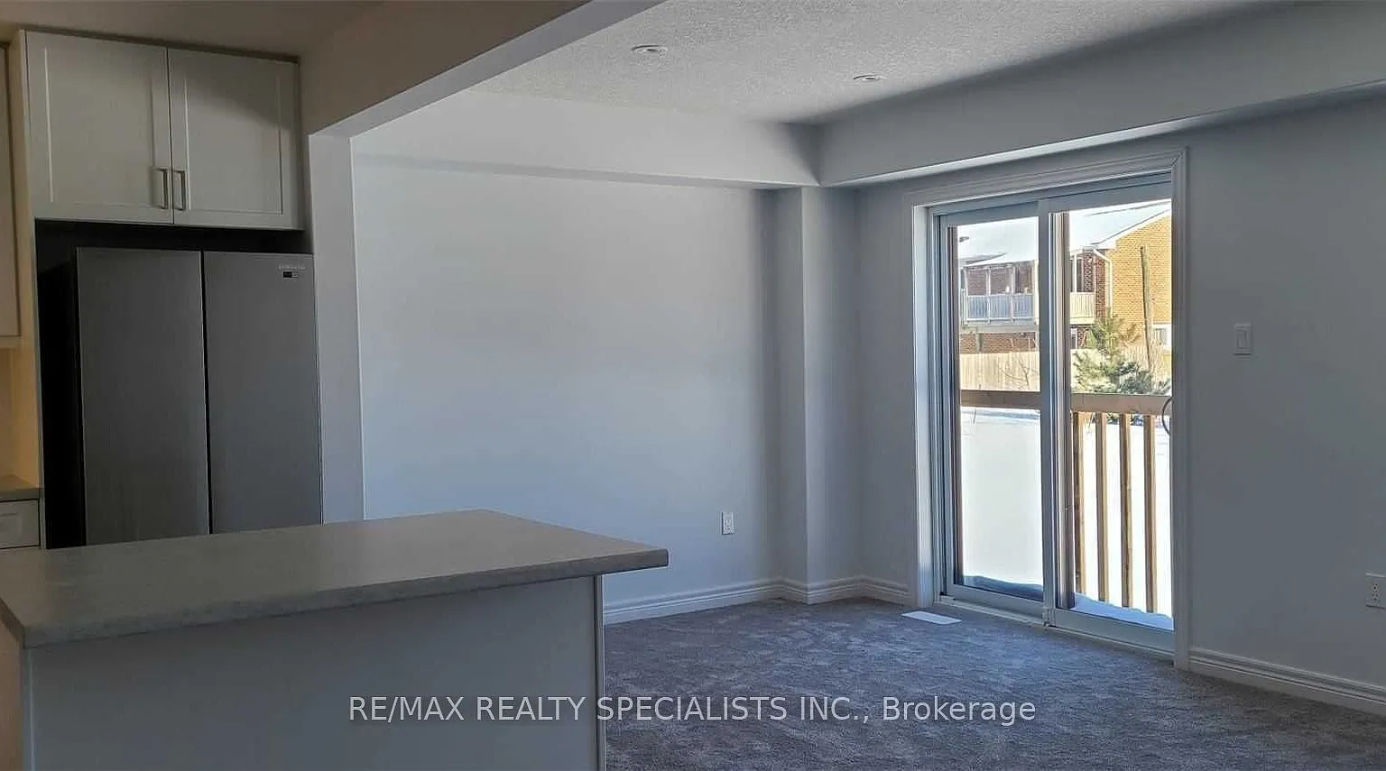 3 bed, $2,300 — Photo 3