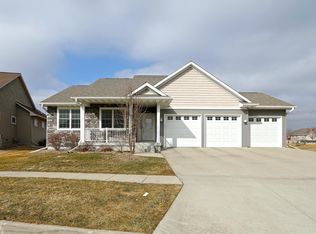 2817 Clayton Dr, Ames, IA 50010