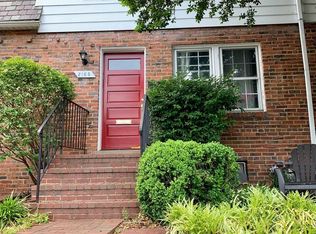 2165 N Brandywine St, Arlington, VA 22207