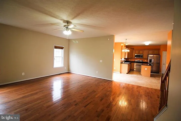 35382 Gosling Ln — Photo 5