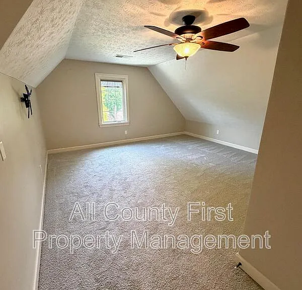 2438 Kings Arms Dr NE — Photo 20