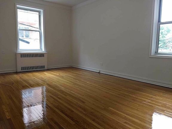 5th image of 1680 E 22nd St APT 107