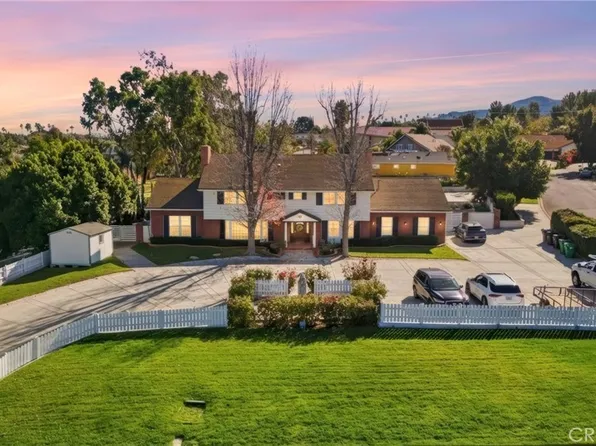 1301 Paseo Grande, Corona, CA 92882