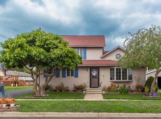 211 Warren Street, Albany, WI 53502