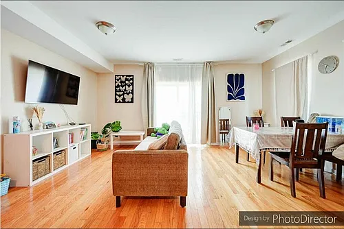 3211 W Armitage Ave #2 Photo 1