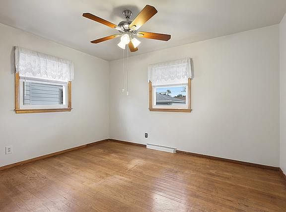 5th image of 3045 Enterprise Park Ave