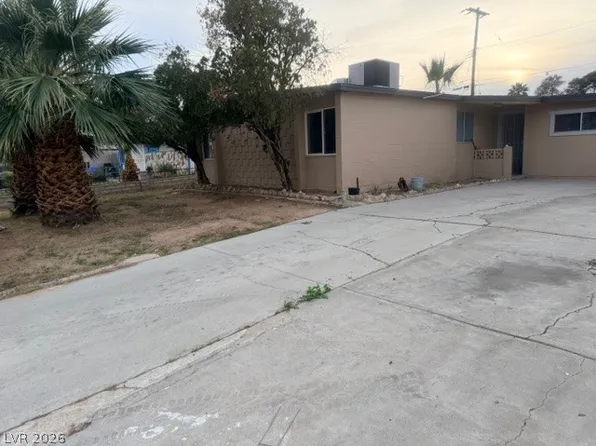 1213 Ingraham St, Las Vegas, NV 89101