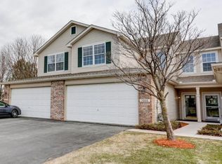 9008 Comstock Ln N, Maple Grove, MN 55311