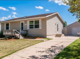 2056 43rd St NW, Rochester, MN 55901