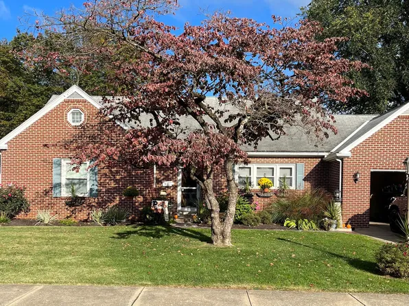 511 E Oak St, Palmyra, PA 17078