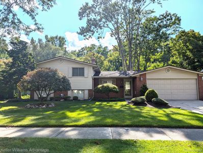 24141 Twin Valley Ct, Farmington, MI, 48336