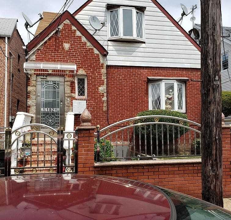 1st image of 11821 198th St