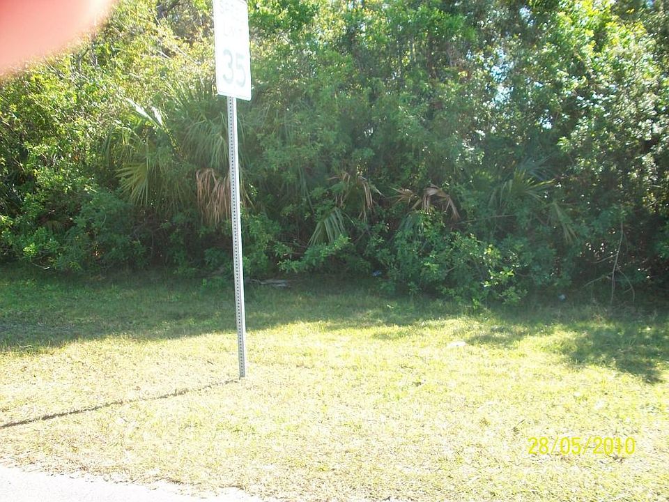 2nd image of 480 SW Tulip Blvd