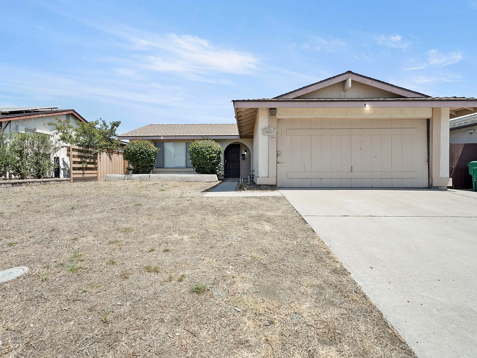 3 bed, 1248 sqft, $3,900 — Photo 2