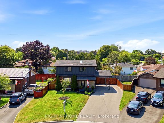 2nd image of 560 Tennyson Ave