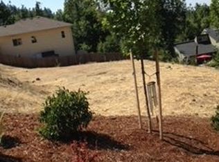 Colony Oaks Dr, Eugene, OR 97405