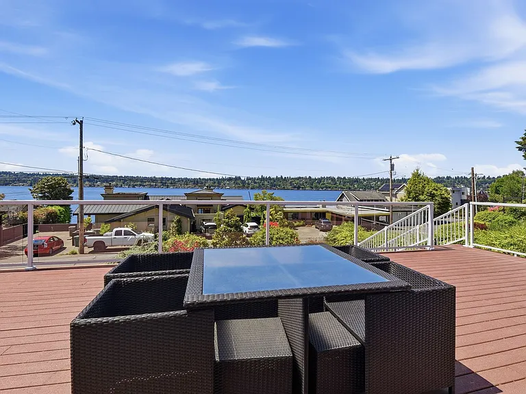 12704 Holmes Point Dr NE — Photo 33