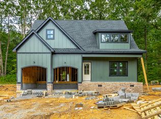 7911 Hixson Springs Rd, Signal Mountain, TN 37377