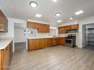 1205 Skyway Dr, Las Cruces, NM 88001