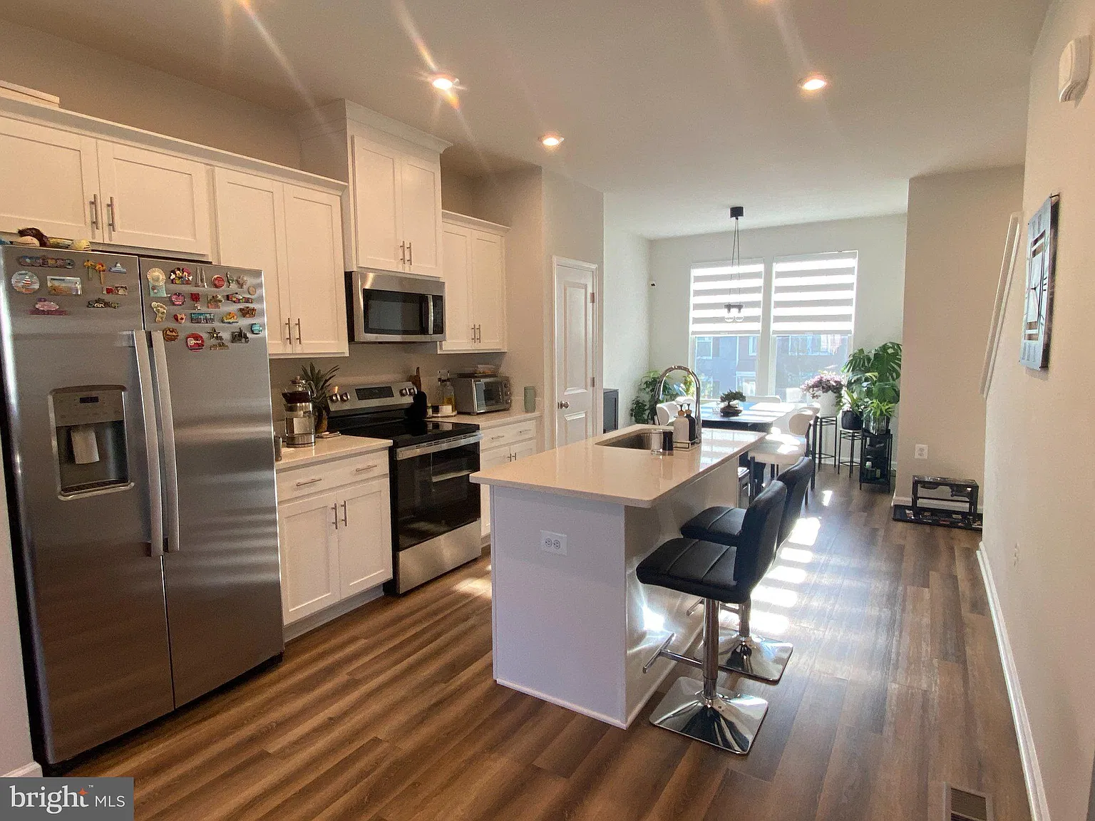 2 bed, 2.5 bath, 1397 sqft, $2,050 — Photo 4