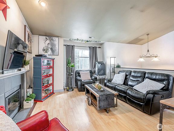 5th image of 18810 76th Avenue Ct E