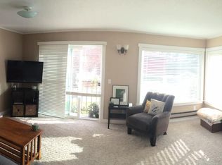 566 Highland Dr APT 201, Seattle, WA 98109