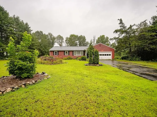 43 Colony Dr, Hampden, MA 01036