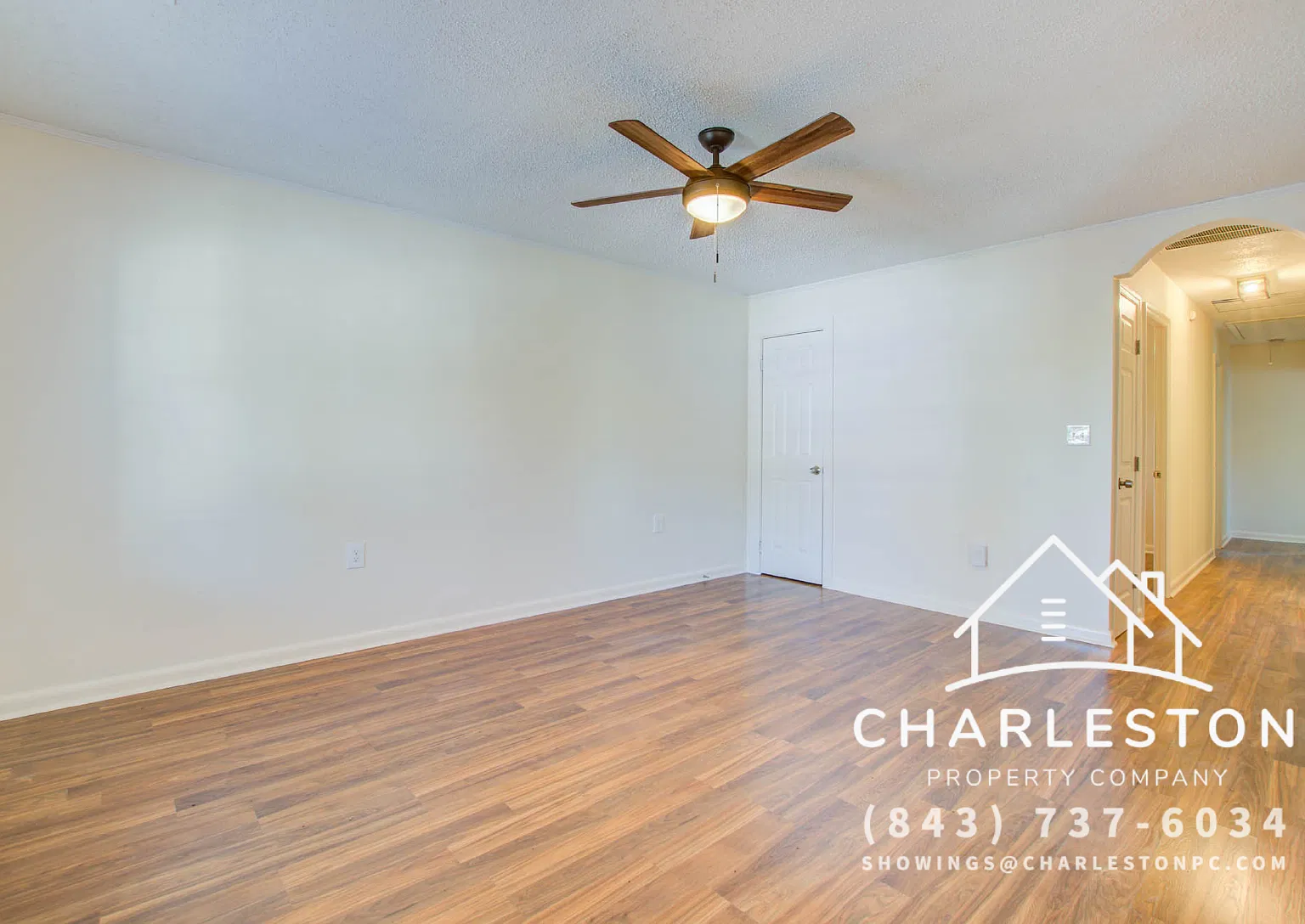 3 bed, 2.0 bath, 1104 sqft, $2,200 — Photo 3