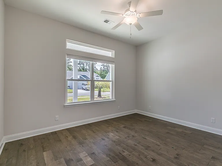 327 Fort Sullivan Dr — Photo 23