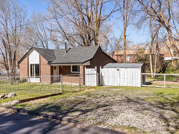 2nd image of 1100 E Sullivan Rd S